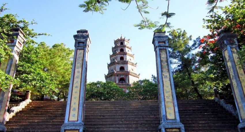 hue private tour from hoian