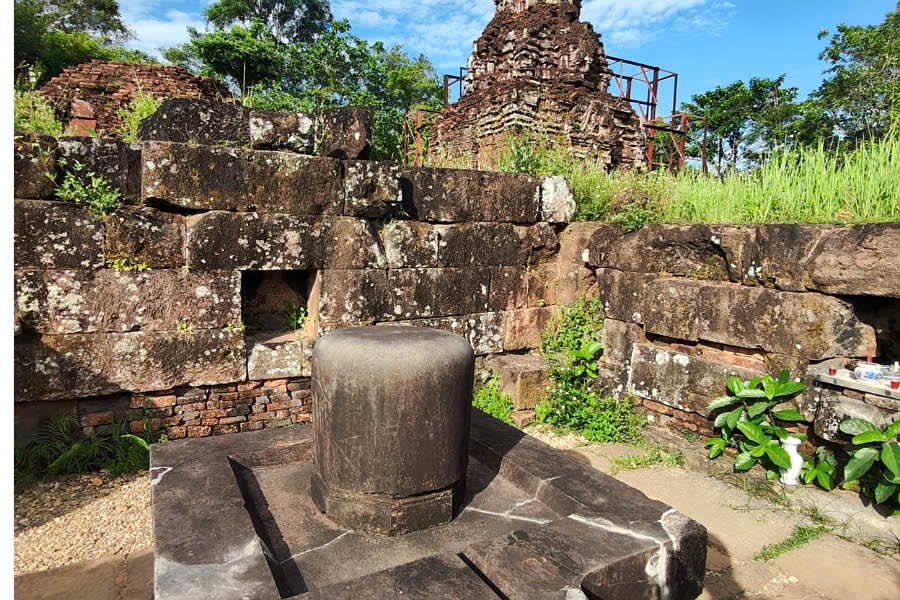 my son sanctuary sunrise private tour