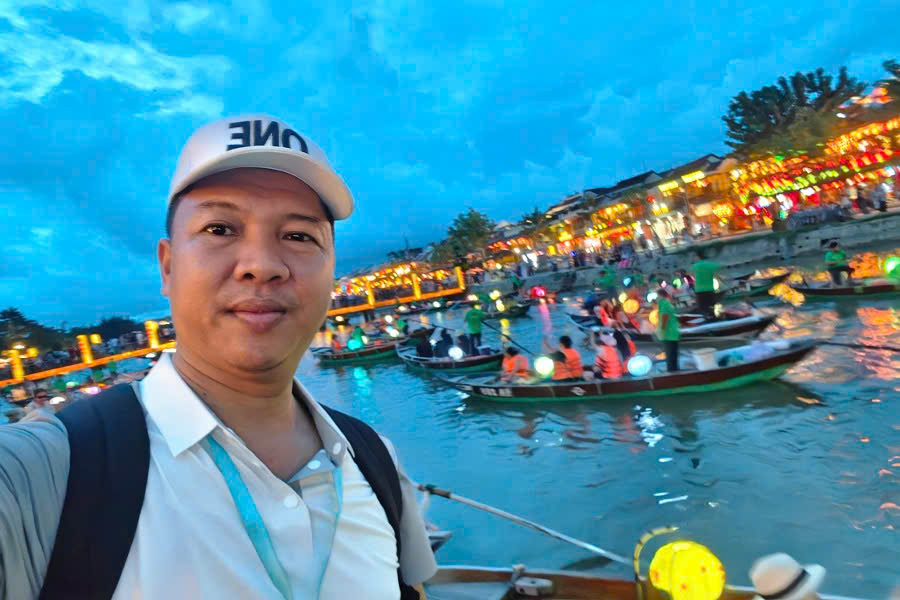 Lantern boat ride in Hoi An at sunset