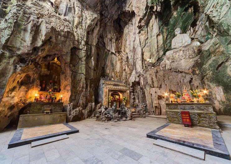 Huyen Khong Cave inside Marble Mountains Da Nang