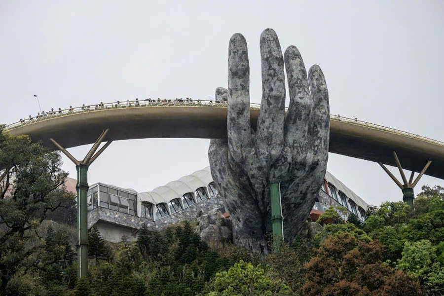 hue ba na hills private tour