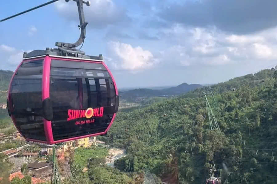 ba na hills golden bridge tour