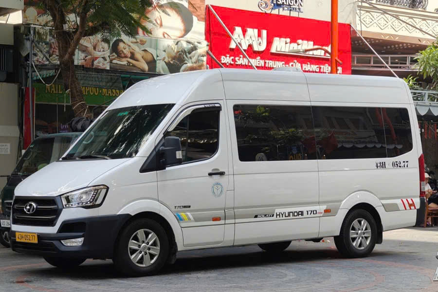 Private vehicle for a sightseeing tour from Da Nang to Hoi An